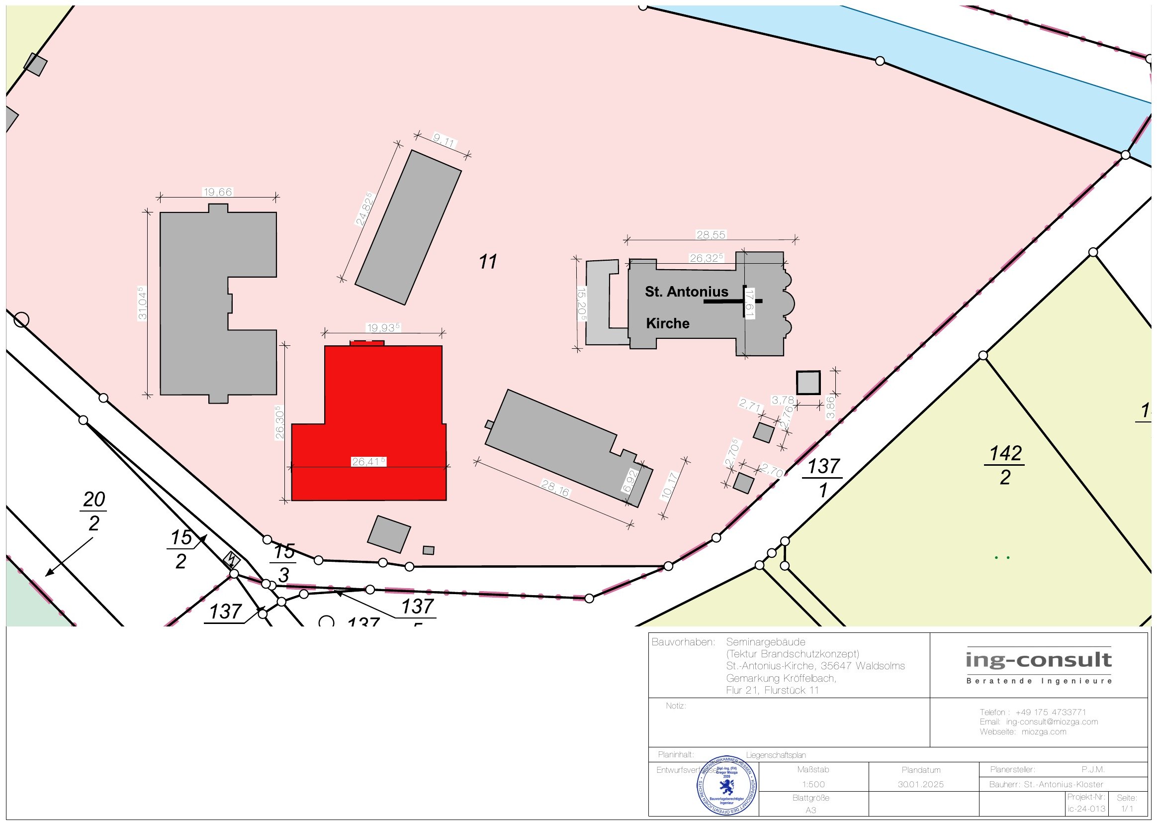 Liegenschaftsplan 1:500 mit dem Seminargebäude am Sankt-Antonius-Kloster, mit Abständen zur Nachbarbebauung.
