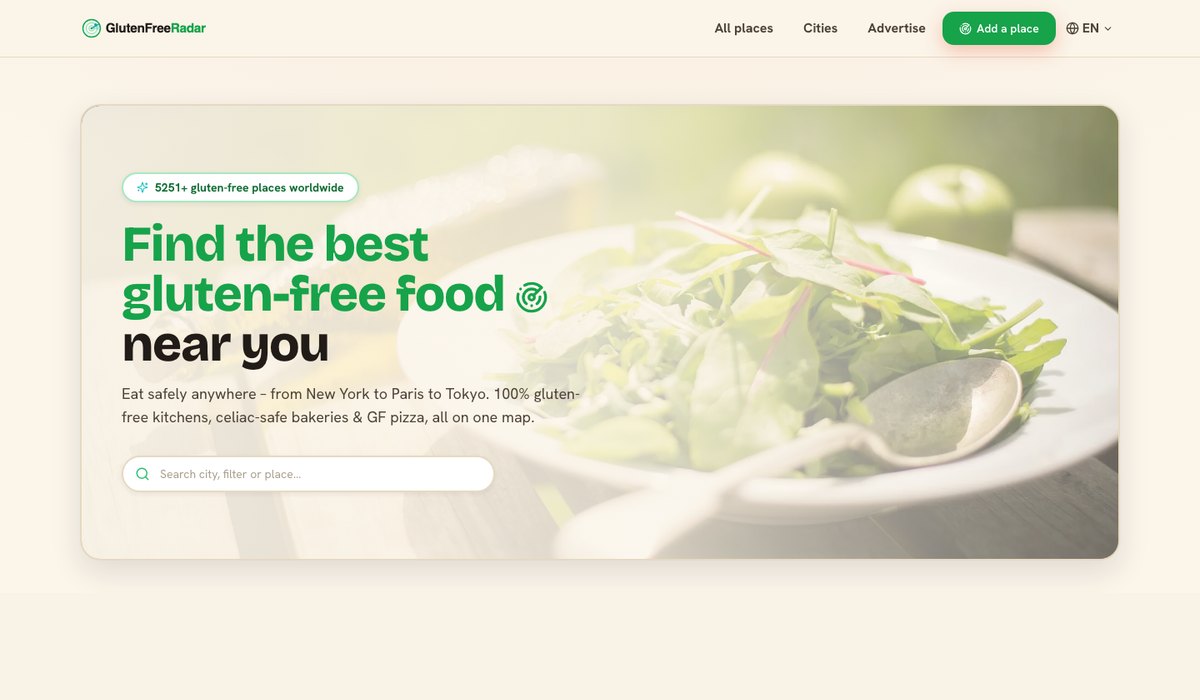 Startseite von glutenfreeradar.com: Überschrift, Suchfeld und großformatiges Speisefoto.